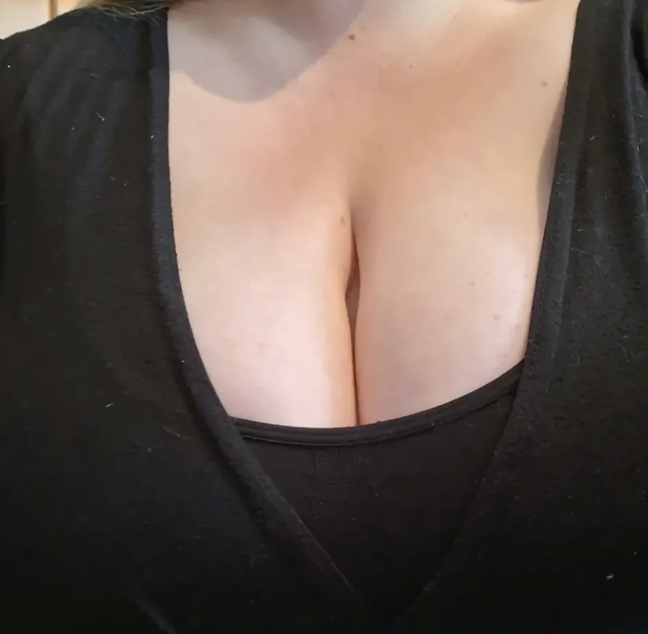 Lena, 26