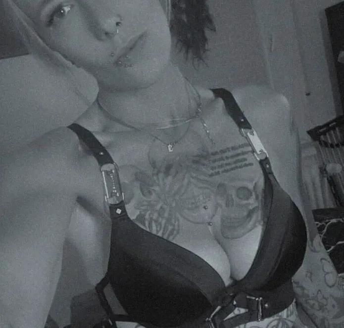 Michelle, 32